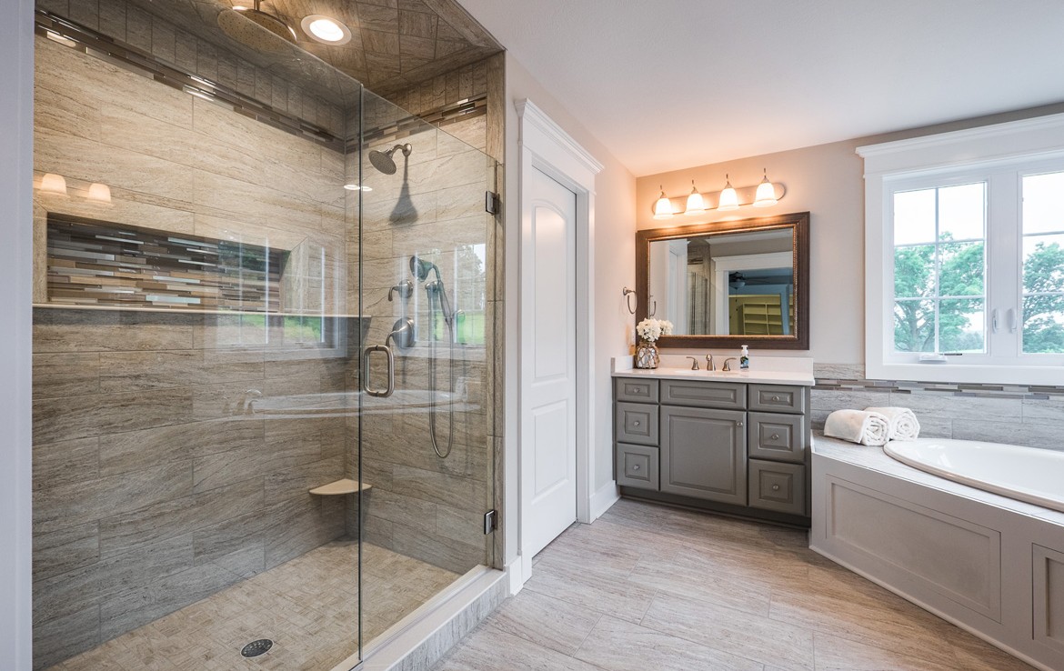 cambridge luxury home luxury bath – Infinity Custom Homes