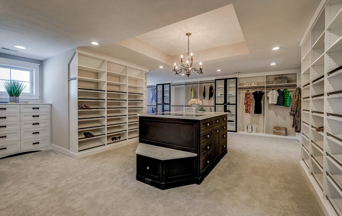 austin luxury home master suite walk-in closet – Infinity Custom Homes