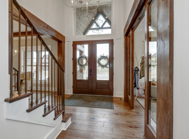 Cambridge Model, Laurel Pointe – Entry Foyer