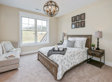 Cambridge Model, Laurel Pointe – Bedroom